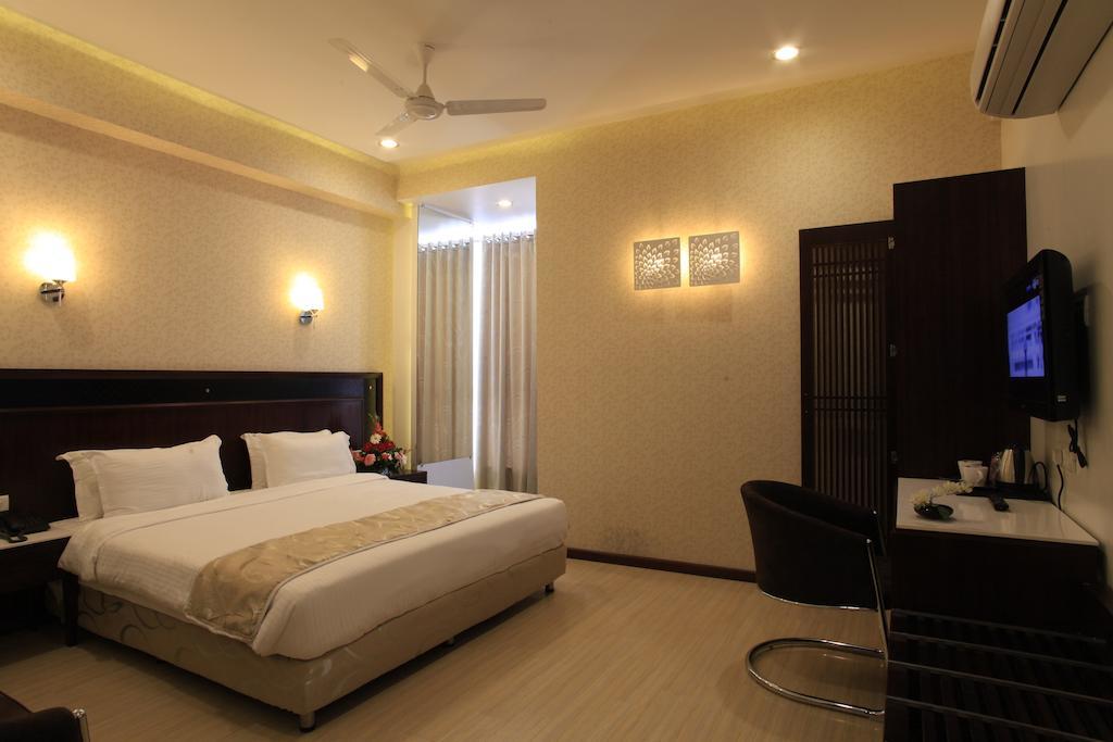 Hotel Sai Mahal Ширди Номер фото